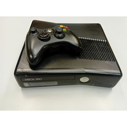 Herní konzole X-box 360 /Microsoft/ 250 GB + joystick